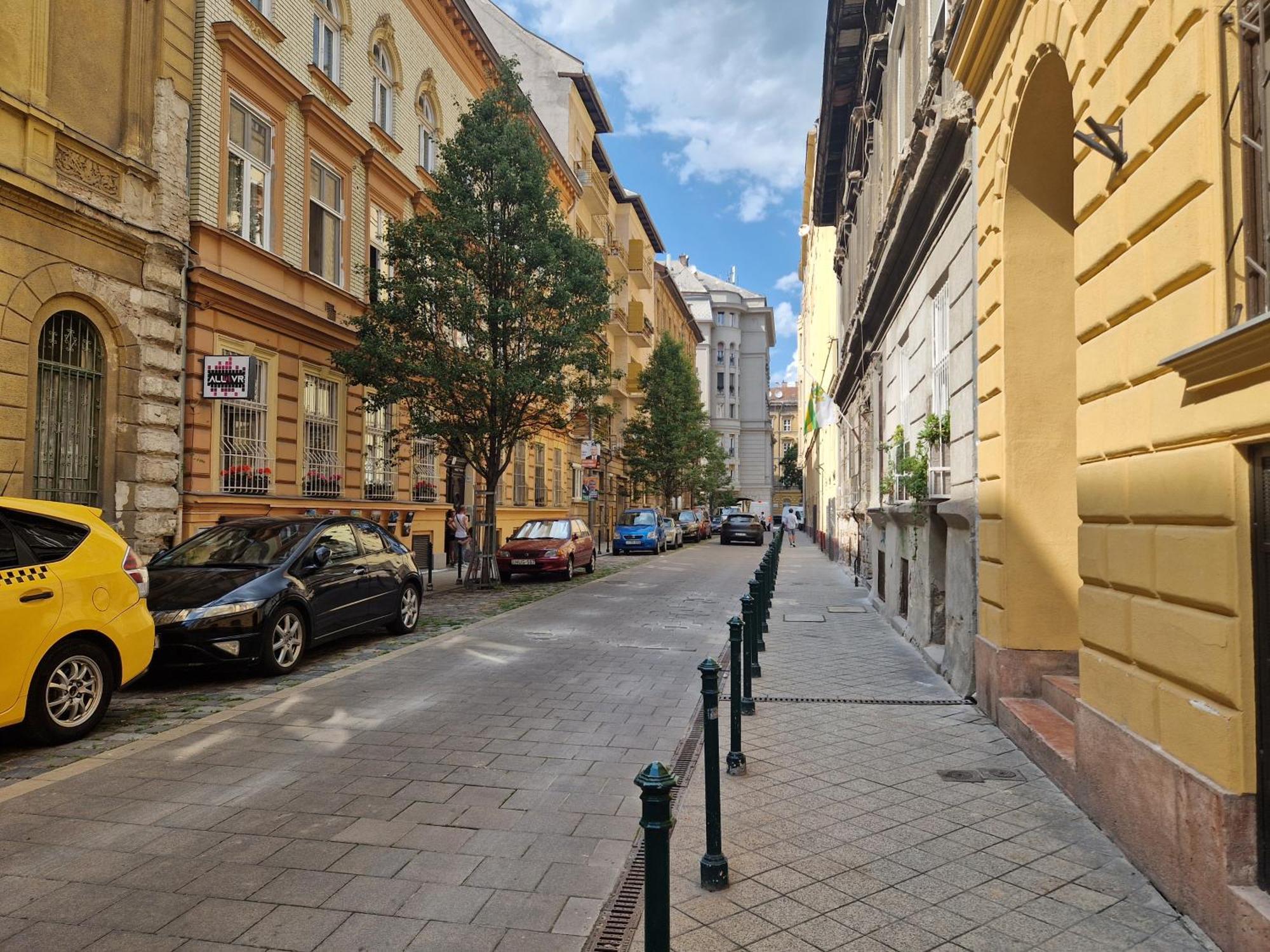 Maria Topfive With Free Private Parking Apartment Budapest Exterior photo